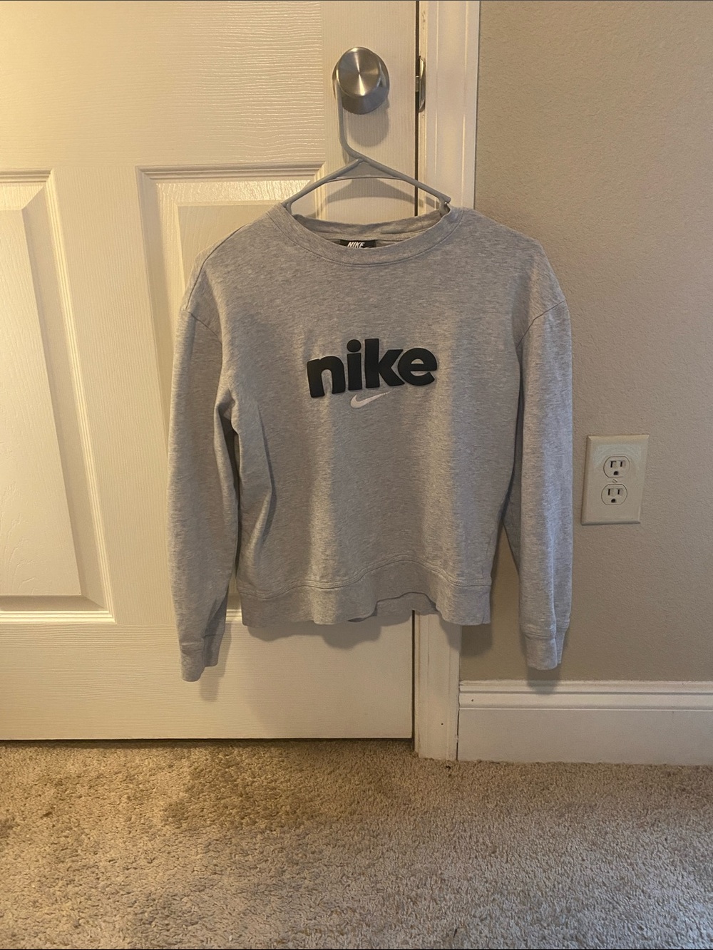 Nike Light Gray Logo Crewneck Sweatshirt